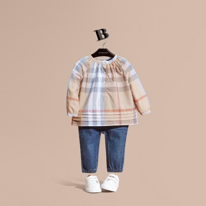 Burberry Burberry Pleat Detail Check Cotton Top, Size: 3m, Beige