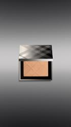 Burberry Nude Glow Pressed Powder -honey No.32