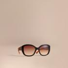 Burberry Burberry Buckle Detail Oversize Square Frame Sunglasses, Black