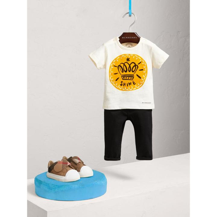 Burberry Burberry London Icons Print Cotton T-shirt, Size: 2y