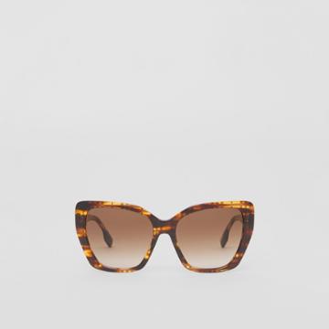 Burberry Burberry Check Cat-eye Frame Sunglasses