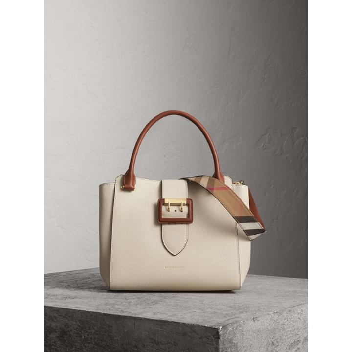 Burberry Burberry The Medium Buckle Tote In Two-tone Grainy Leather, Grey