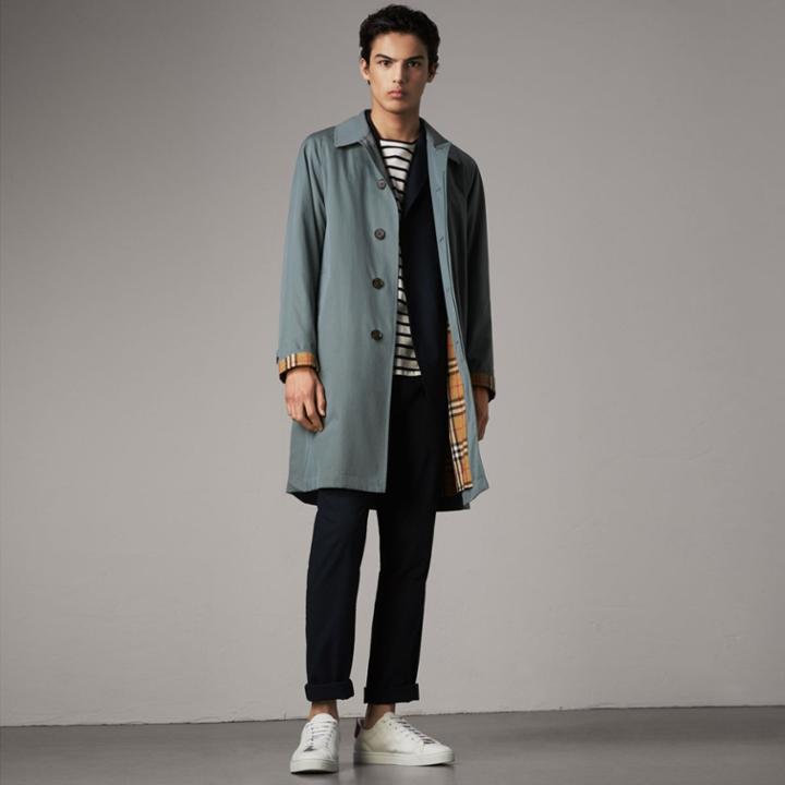 Burberry Burberry The Camden Car Coat, Size: 40, Blue