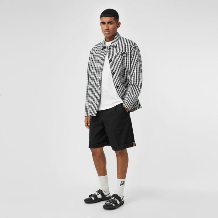 Burberry Burberry Icon Stripe Detail Cotton Twill Tailored Shorts, Size: 40, Black