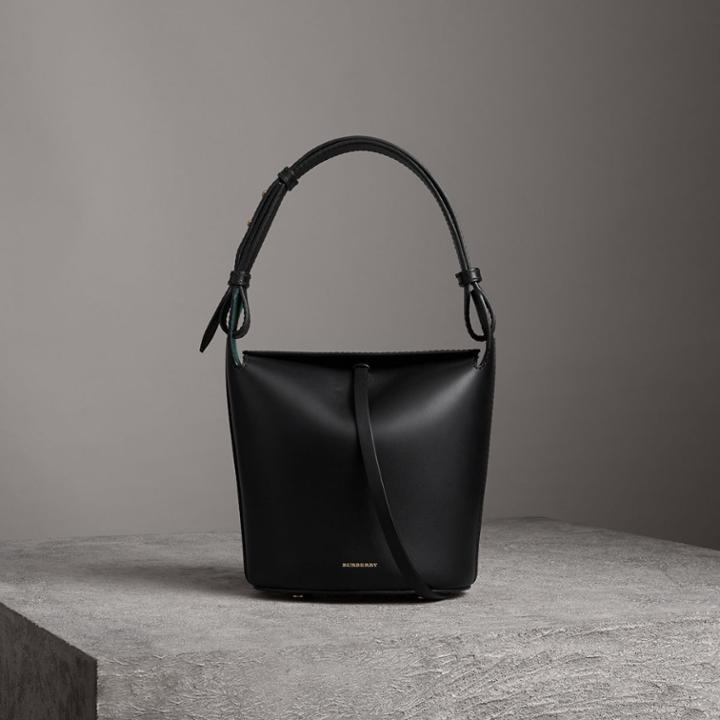 Burberry Burberry The Small Leather Bucket Bag, Black