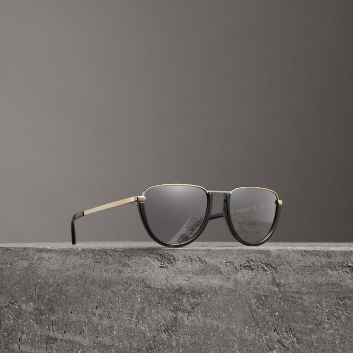 Burberry Burberry Half Moon Pilot Round Frame Sunglasses, Black
