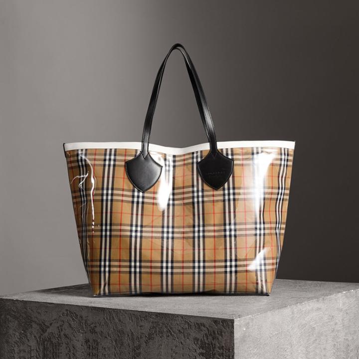 Burberry Burberry The Giant Reversible Tote In Plastic And Vintage Check