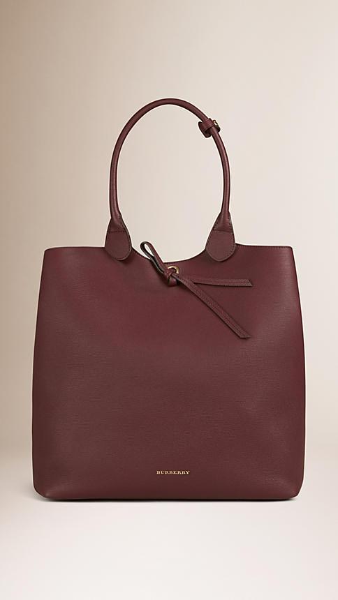 Burberry Large Grainy Leather Tote Bag