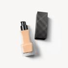 Burberry Burberry Matte Glow Liquid Foundation - 20 Fair Cool