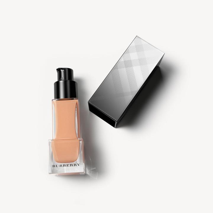Burberry Burberry Fresh Glow Foundation Spf 15 Pa+++ - Rosy Nude No.31, Rosy Nude 31