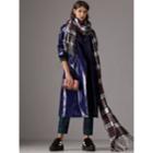 Burberry Burberry Laminated Cotton Trench Coat, Size: 06