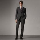 Burberry Burberry Modern Fit Wool Suit, Size: 52r, Grey