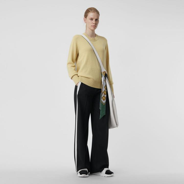 Burberry Burberry Archive Logo Appliqu Cashmere Sweater, Yellow
