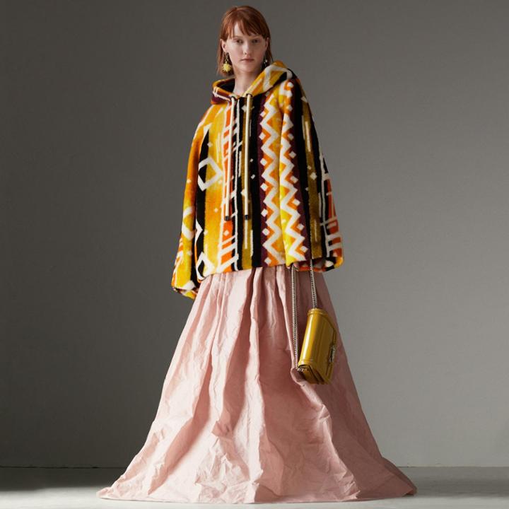 Burberry Burberry Coated Cotton Blend Maxi Skirt, Size: 00