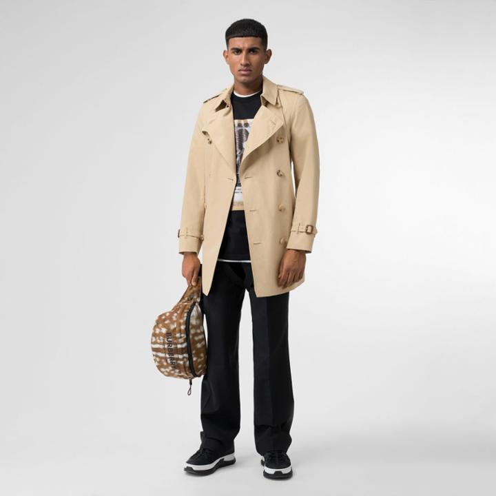 Burberry Burberry Short Chelsea Fit Trench Coat, Size: 42, Yellow