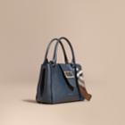 Burberry Burberry The Medium Buckle Tote In Grainy Leather, Blue