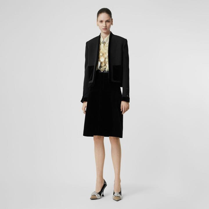 Burberry Burberry Lambskin Trim Box Pleat Detail Velvet And Wool Skirt, Size: 00, Black