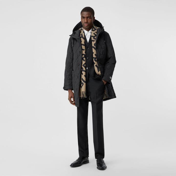 Burberry Burberry Diamond Quilted Thermoregulated Econyl Coat, Size: 36, Black