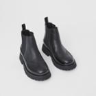 Burberry Burberry Childrens Brogue Detail Leather Chelsea Boots, Size: 34