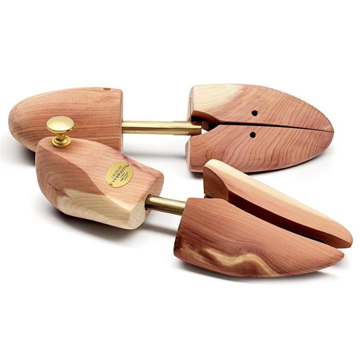 Charles Tyrwhitt Charles Tyrwhitt Cedar Adjustable Shoe Tree (l)