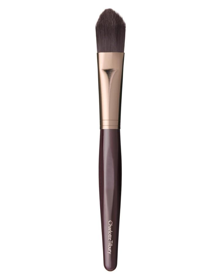 Charlotte Tilbury Foundation Brush - Expertly Hand Crafted