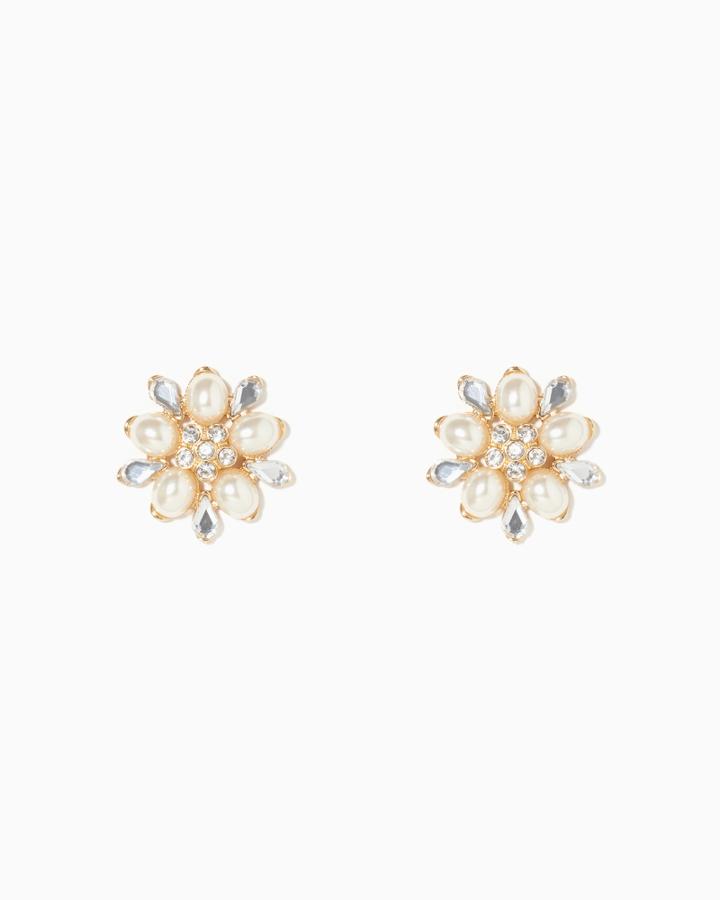 Charming Charlie Queen Ann Pearl Earrings