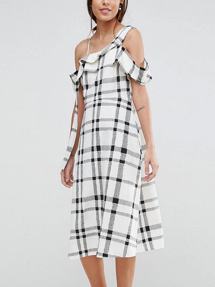 Choies Monochrome Asymmetric Cold Shoulder Check Ruffle Midi Dress