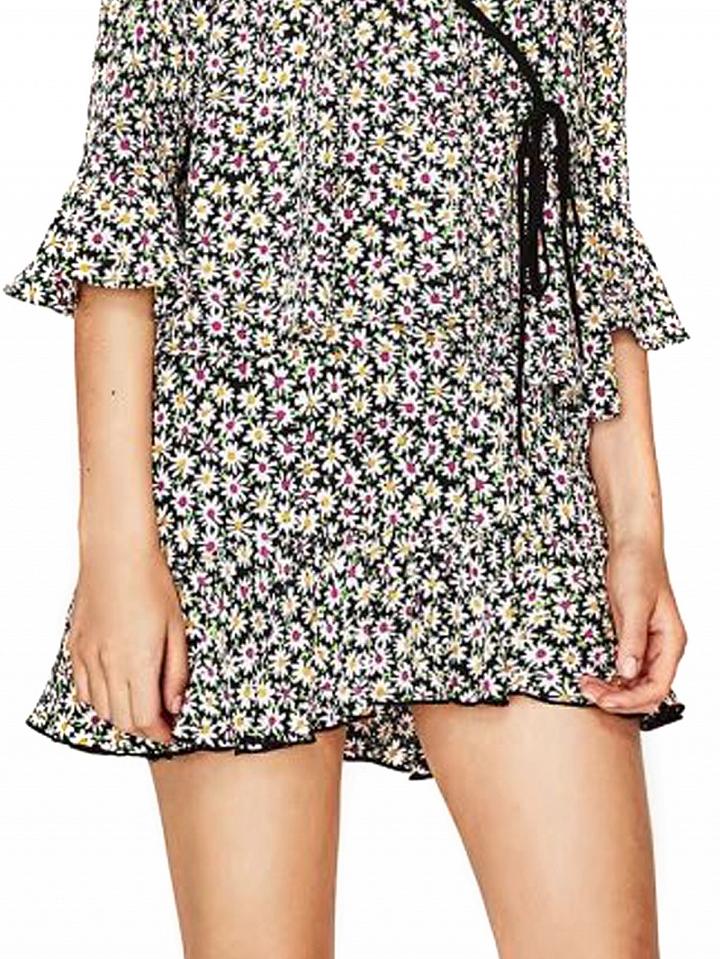 Choies Polychrome High Waist Daisy Print Ruffle Hem Mini Skirt