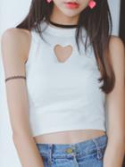 Choies White Heart Cut Out Front Sleeveless Tight Crop Top