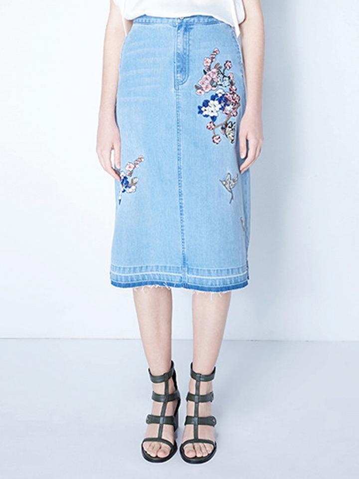 Choies Blue High Waist Light Wash Embroidery Detail A-line Denim Skirt