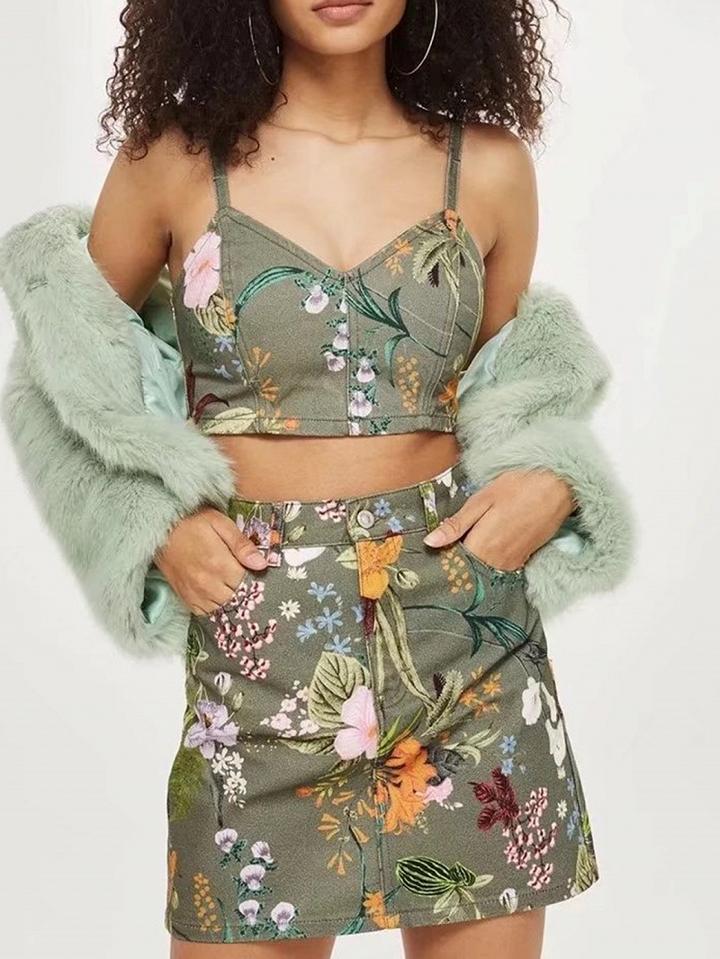 Choies Green Spaghetti Strap Floral Print Crop Top And High Waist Skirt