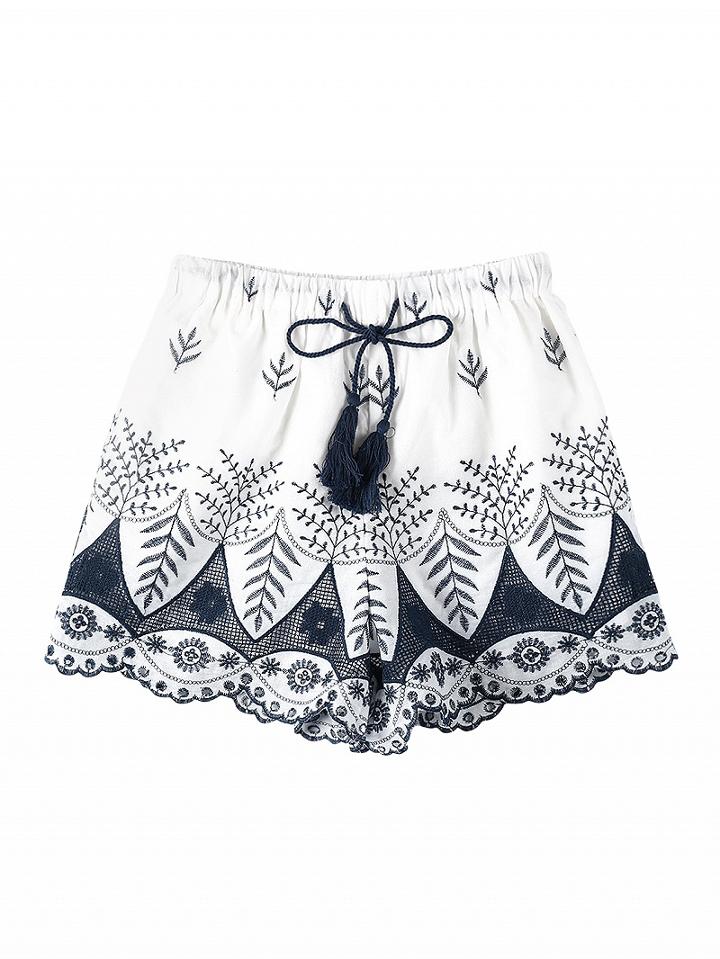Choies White Drawstring Cutwork Embroidery Scallop Hem Shorts
