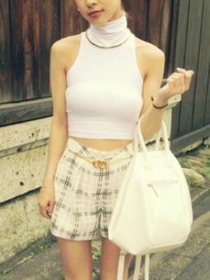 Choies White Sleeveless Roll Neck Crop Top