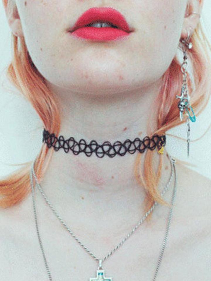 Choies Black Stretch Twist Plastic Necklace