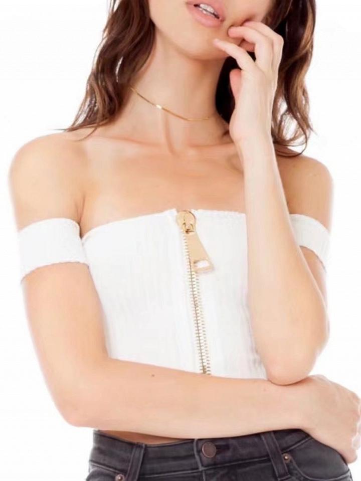Choies White Off Shoulder Zip Front Crop Top