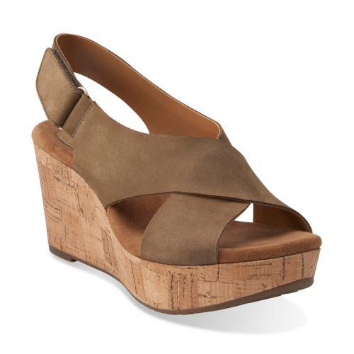 Clarks Caslynn Shae In Khaki Nubuck
