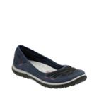Clarks Aria Pump In Navy Synthetic