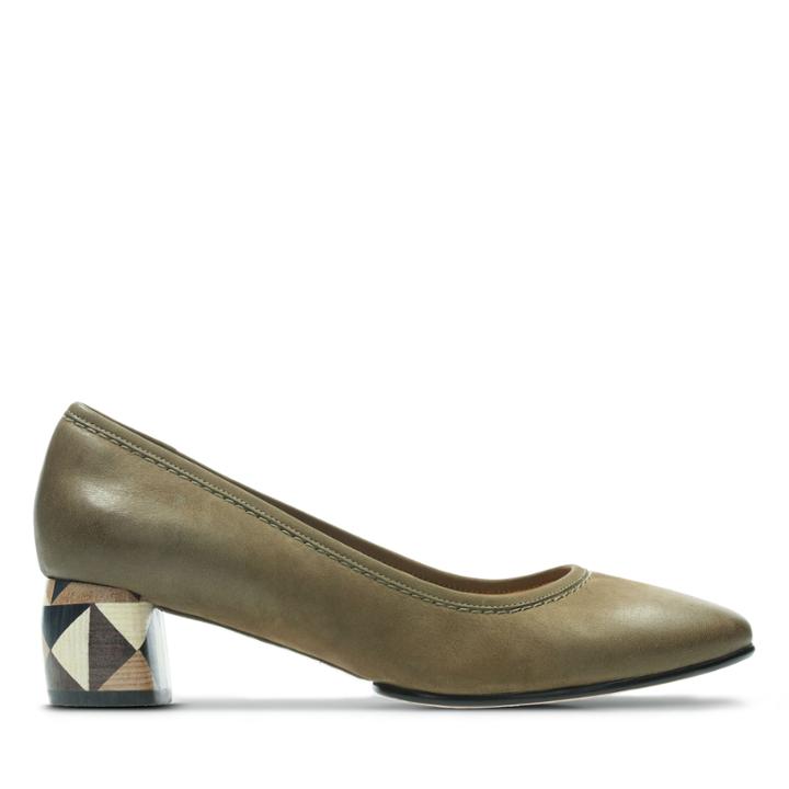 Clarks Grace Olivia - Khaki Nubuck - Womens 6