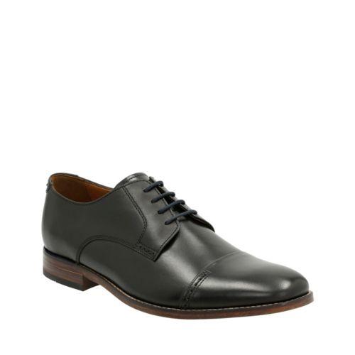 Clarks Narrate Cap In Black Leather