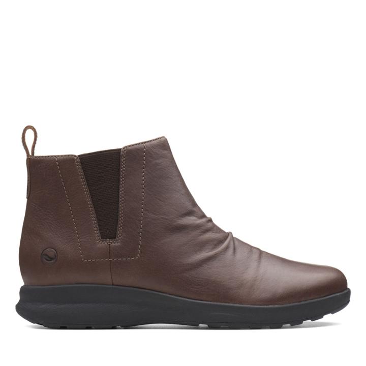 Clarks Un Adorn Mid - Dark Brown Leather - Womens 10