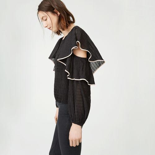 Ib Color Black Ribbone Top