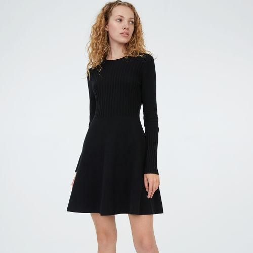 Club Monaco Color Black Raemi Sweater Dress