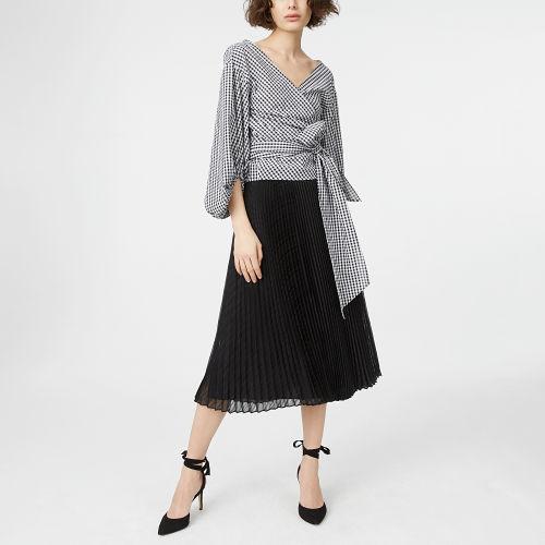 Club Monaco Color Black Riston Top