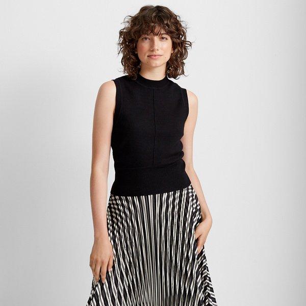 Club Monaco Black Sleeveless Mockneck Sweater