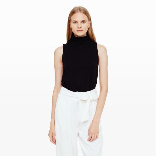 Club Monaco Color Black Vancy Turtleneck