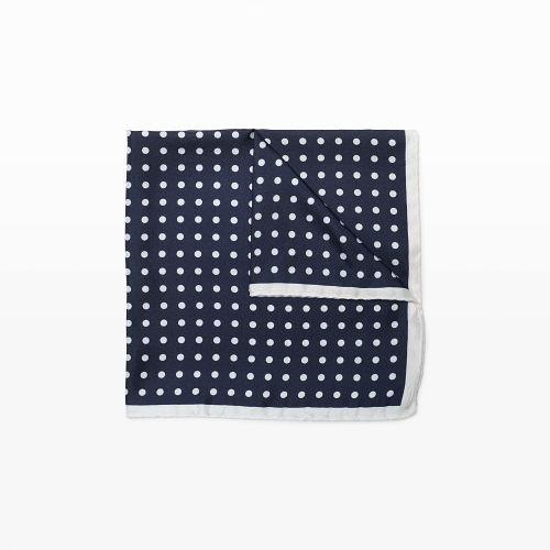 Club Monaco Color Blue Dot Pocket Square