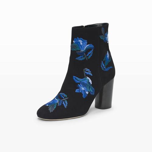 Club Monaco Color Black Anisa Bootie