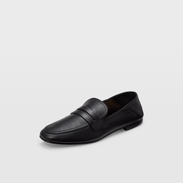 Club Monaco Black Kedda Leather Loafer
