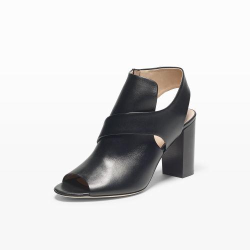 Club Monaco Color Black Ammey Sandal