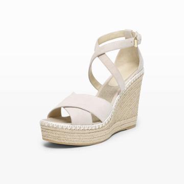 Club Monaco Color White Fleuris Wedge